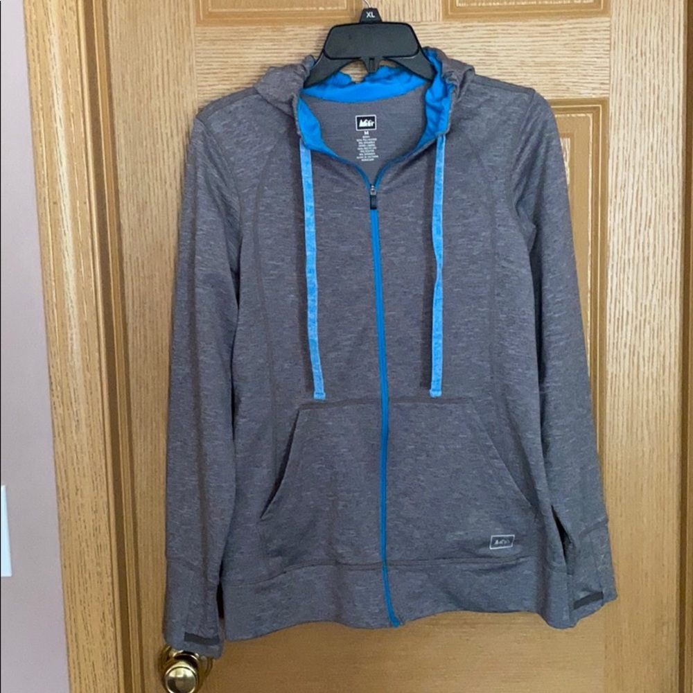 EUC Beautiful REI athletic zip up jacket